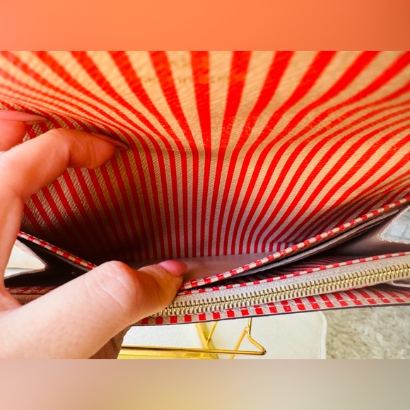 ✨LOUIS VUITTON TRUNK MONOGRAM CANVAS WALLET✨ - Picture 9 of 14